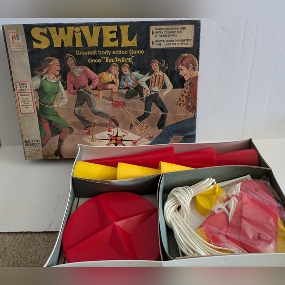 None Other - Vintage Swivel Game From 1972